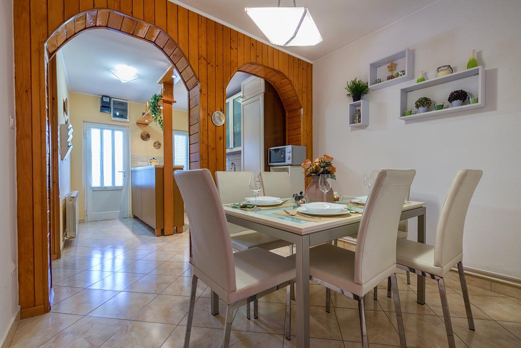 Holiday Villa Anna Primorski Dolac Exterior foto